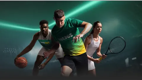 申花痛失冠军机会，斯卢茨基炮轰外援引非议，力图换血革新球队！